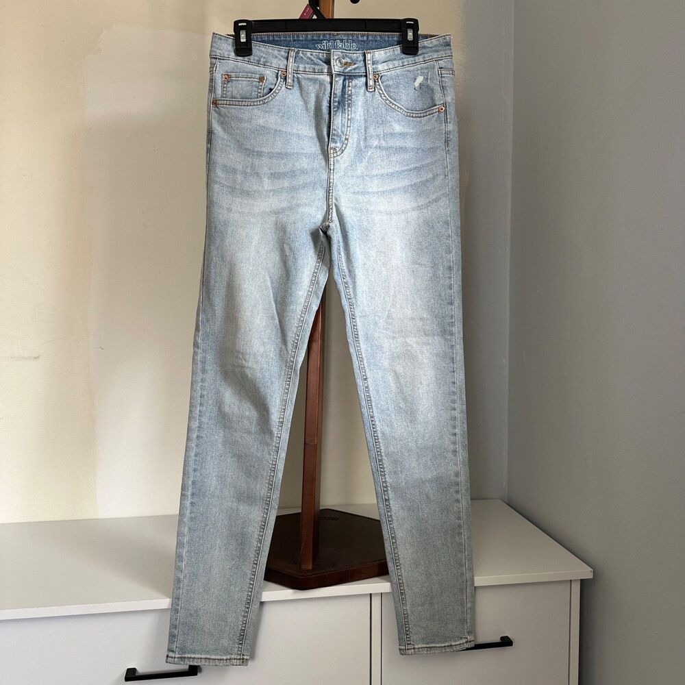 Wild Fable Womens Light Wash High Rise Skinny Jeans Size 10 Lightly Distressed